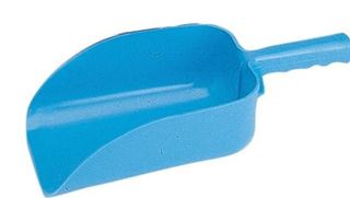 Roma Plastic Feed Scoop